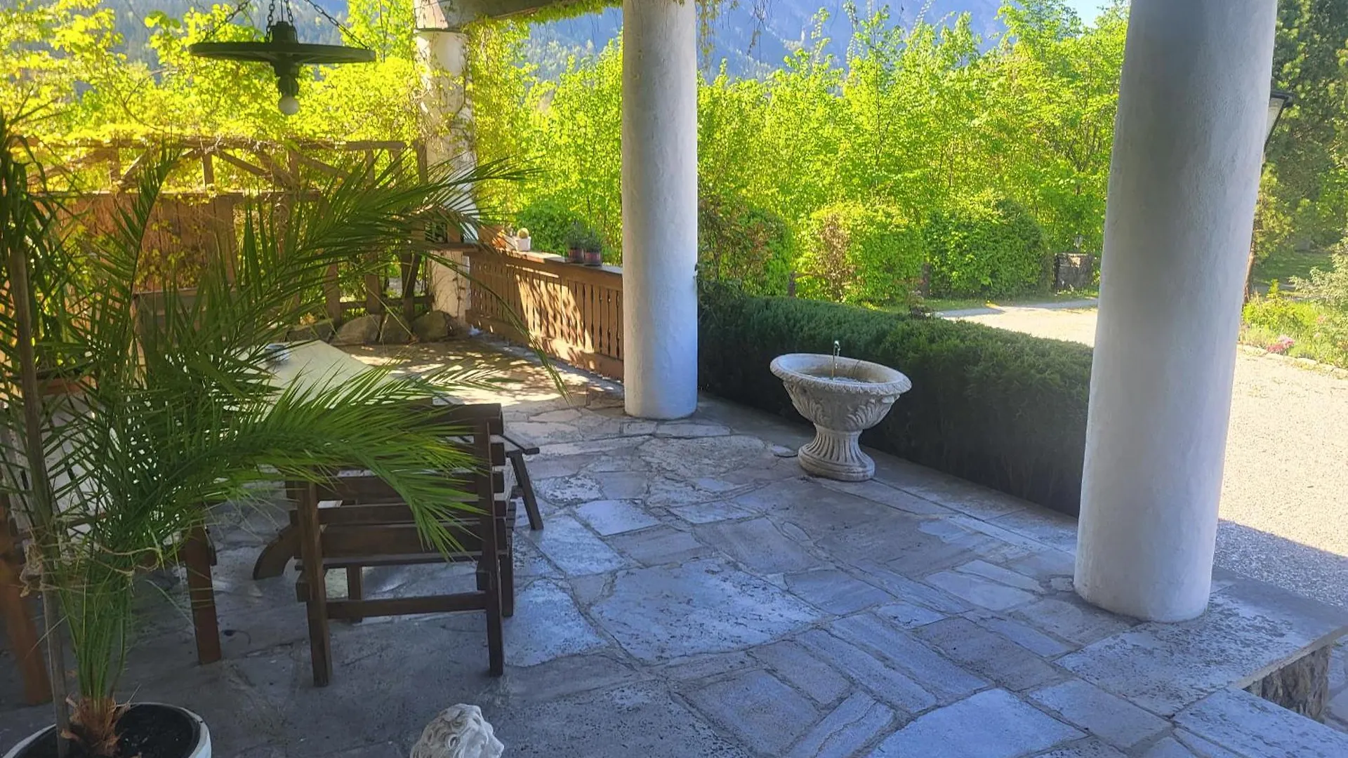Guest house Villa Bergkristall Eschenlohe