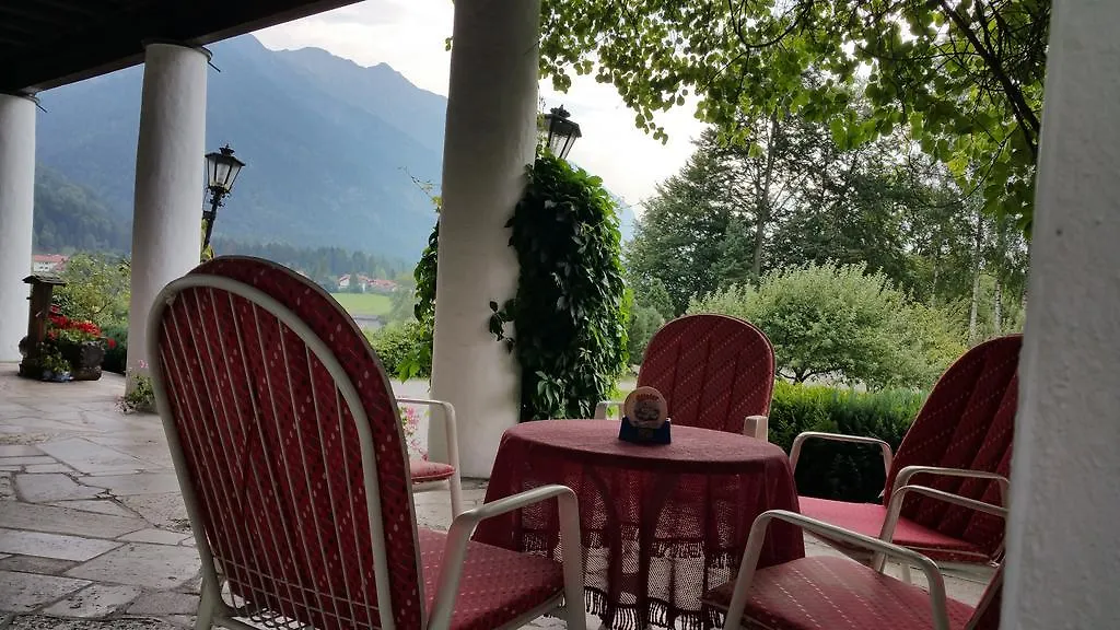 Guest house Villa Bergkristall Eschenlohe Germany