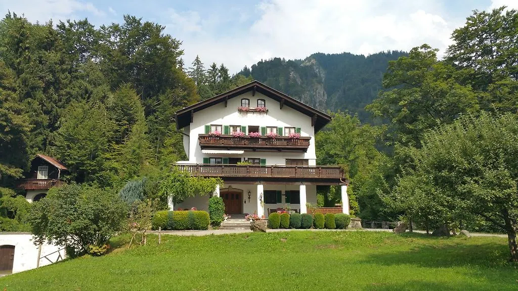 Villa Bergkristall Eschenlohe 0*,  Tyskland