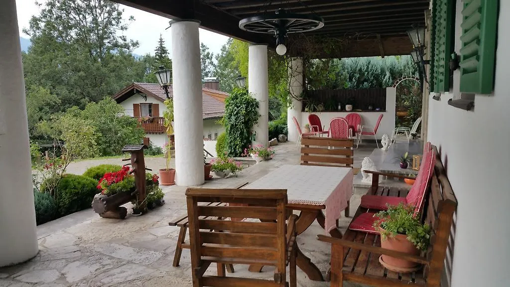 Guest house Villa Bergkristall Eschenlohe